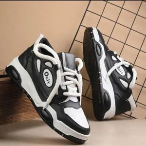 Ogiy Brand Sneaker For Men