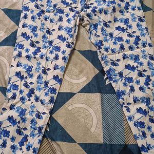 Printed Stretchable Blue Floral Pant