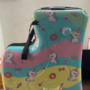 L Shaped Unicorn Printed Bag Ittle Dent