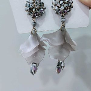 Grey Earings