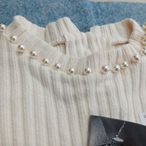 Beautiful Pearl Design  Woolen Top