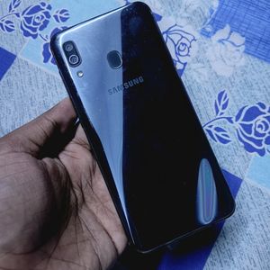 Samsung Galaxy A 30