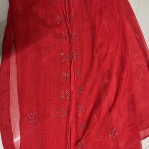 Red Dupatta