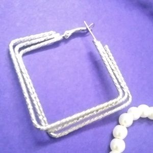 Silver Square Shape Earring