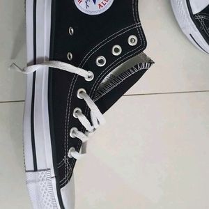 Converse All Star Uk9 Brand New Shoe