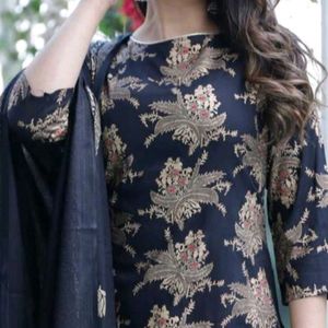 Women Black 🖤 Rayon Printed Kurta Set