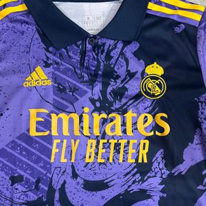 ADIDAS REAL MADRID PURPLE DRAGON KIT SIZE S