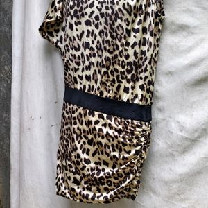 2.18.8 CUTE CHEETAH PRINT ONE SIDE RUCHED