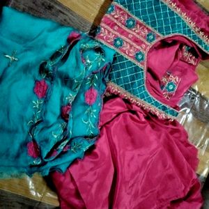 Suit With Dupatta