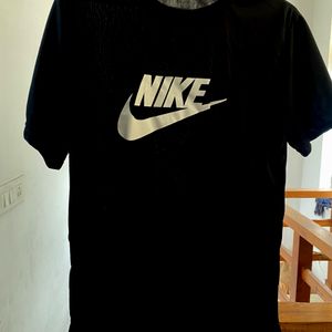 Dry Fit Black Tshirt With Nike Logo . Size XL