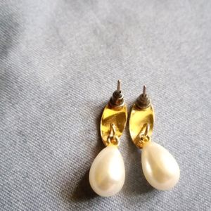 White Pearl Earrings