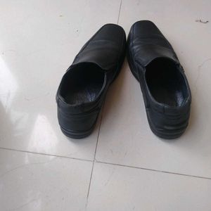 Hush Puppies Black Pump Shoes Very Good Condition