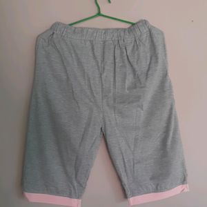 Capri For Girls With Tag(70) Cm