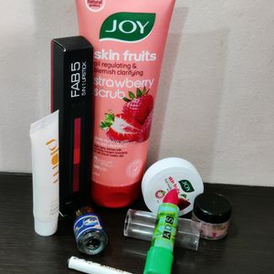 Joyscrub & 5in1Lipstick & Freebies 💕