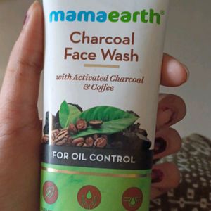 Mamaearth Charcoal Facewash