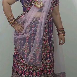 Women's Embroidered Lehenga With Blouse And Dupatt