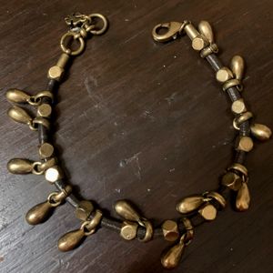 Sleek Metallic Beads Bracelet