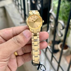 DW ICONIC WATCH & KADA FOR HER @PREMIUM