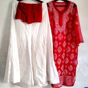 Beautiful Lucknowi Chikankari Kurti Set Size issue