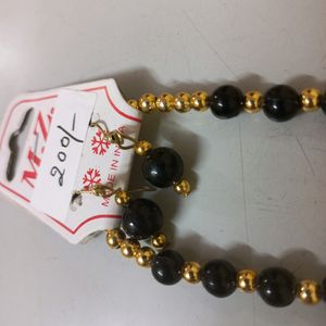 Trendy Black Beads Necklace With Earrings