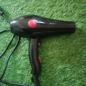 Nova hairdryer