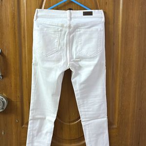 White Skinny Jeans By Mode- Red Tape