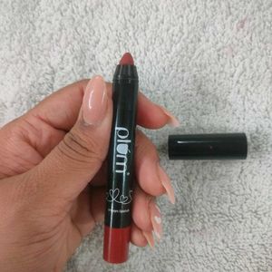 Plum Matte Lip Crayon In Shade 126 Dear Fiery