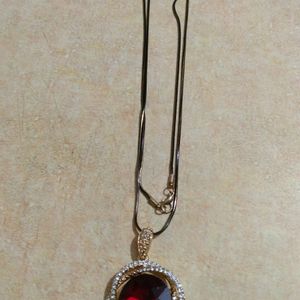 Long Chain With Pendant