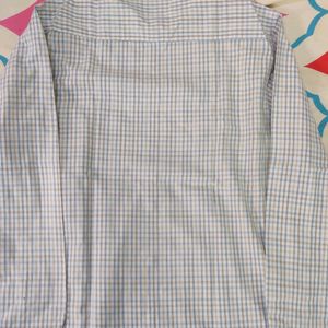 Shirt With Full Sleeves In Very Good Condition