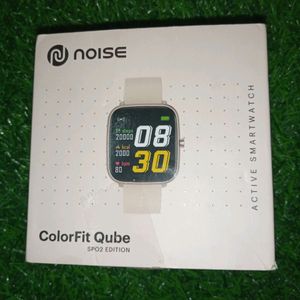 Noise Colorfit Qube Smart Watch