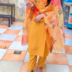 paax flora print kurta /trouser