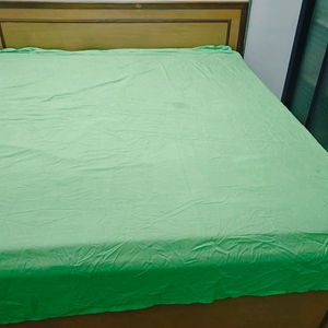 Green Bedsheet