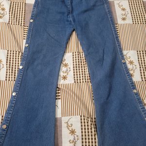 Flared Jeans