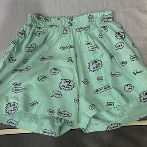 Set Of 2 Women Shorts