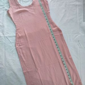 Peach Coloured Straight Sleeveless Kurti