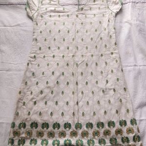 Off White Kurta Top With Embroidery