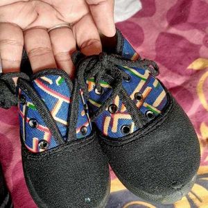 Unused Kids Shoes