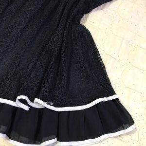 Stretchy Black Dress Bust 34