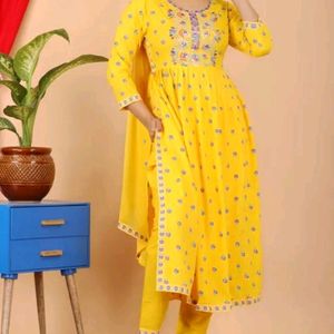 YELLOW NAYRA CUT KURTA-PANT SET WITHOUT DUPATTA