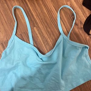 cutest blue crop tank top h&m