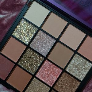 Perfection Eyeshadow Palette 16 Shades