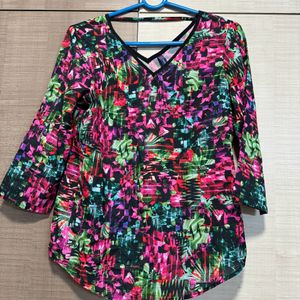 Pretty Multicolour Top