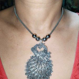 Locket Peacock Chain & Zhumka