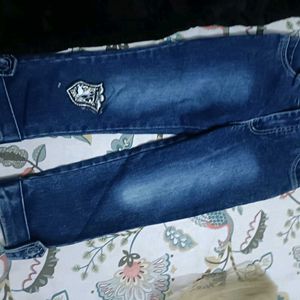 Combo Of Denim & Cotrise Pant For 5-6 Years