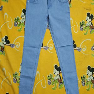 Mid Waist Skinny Fit Jeans