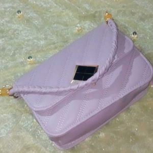 FIORELLA LILAC SLING BAG