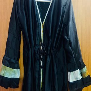 Flared black abaya with puff sleeves⚡️