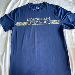 Under Armour Tshirt