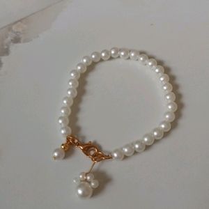 Pearl Bracelet