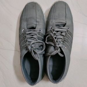 Women's Grey Casual Shoes/Sneakers 👟